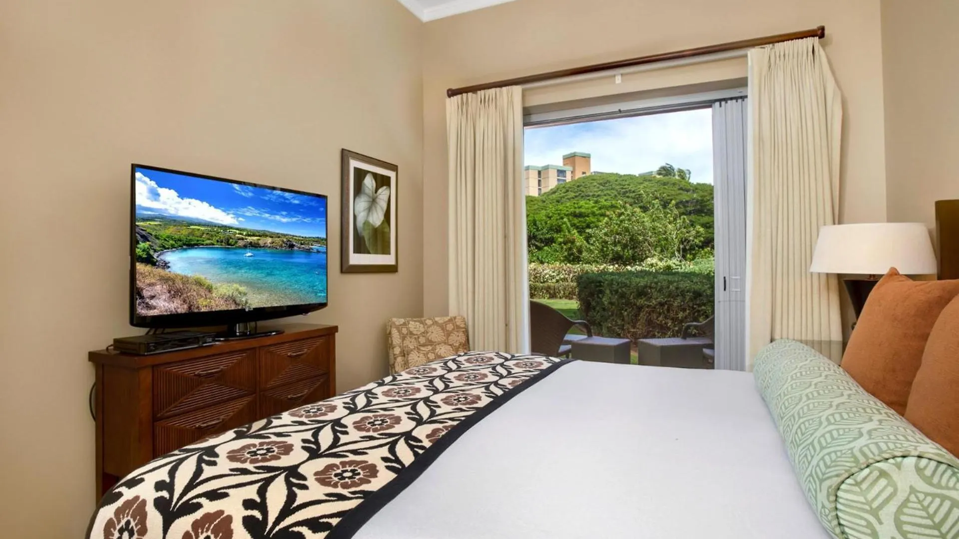 Kbm Resorts Free Car Honua Kai Konea Hkk-140 Ground Floor Easy Pool Access Kaanapali 0*,  United States